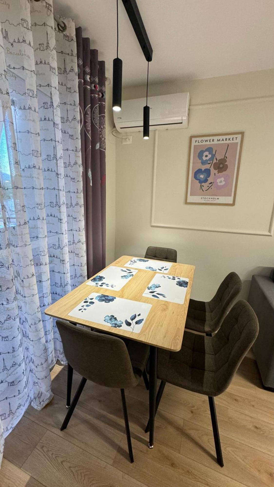 Charming Comfort Apartment ติรานา ภายนอก รูปภาพ