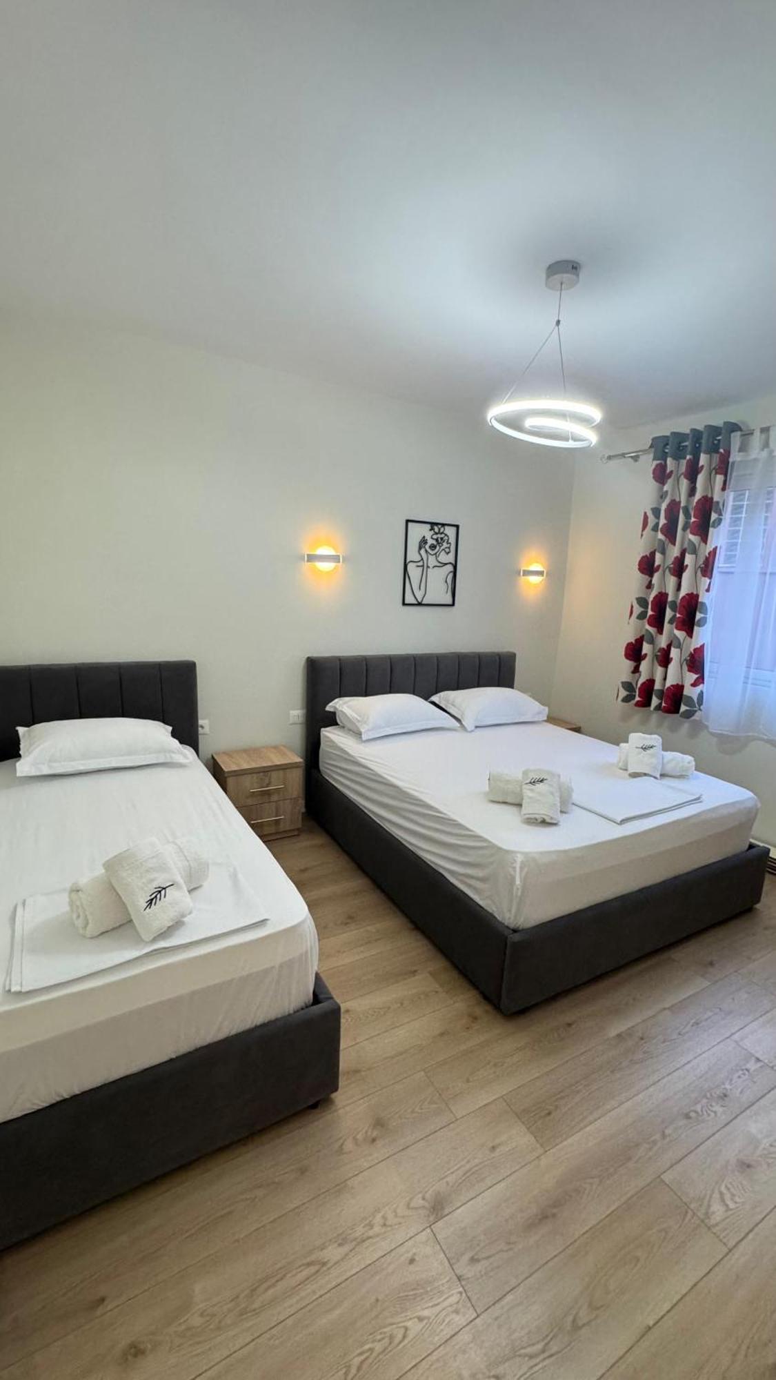 Charming Comfort Apartment ติรานา ภายนอก รูปภาพ