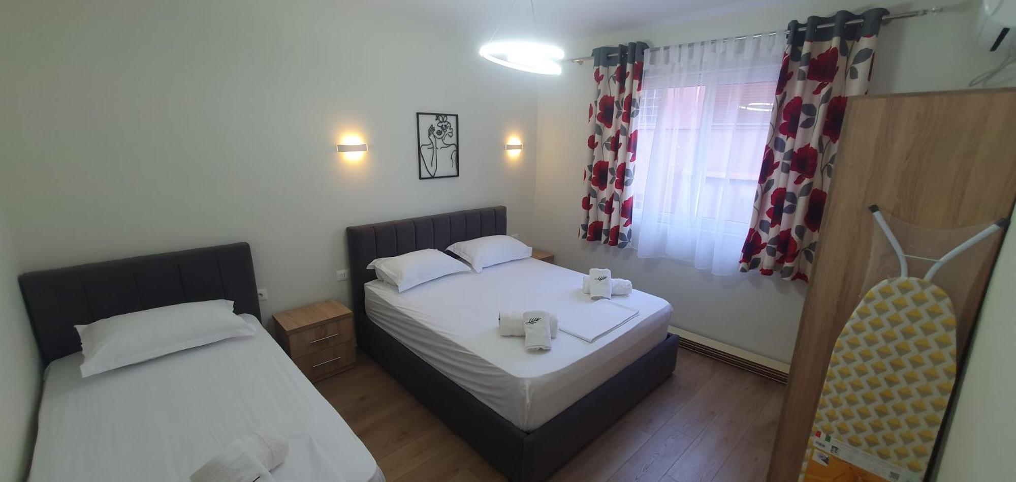 Charming Comfort Apartment ติรานา ภายนอก รูปภาพ